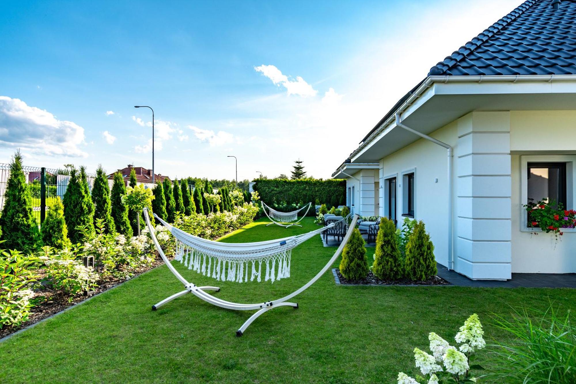 Family Resort Ustka - Domki Dwupoziomowe Z Basenem Екстериор снимка
